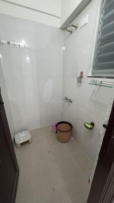 Bathroom Image of 402 Sq.ft 1 BHK Apartment / Flat for rent in Skylark Apartments RVR 7A At Riverview City, Loni Kalbhor Pune for Rs. 12500