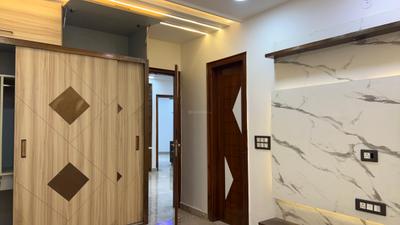 Bedroom Image of 1200 Sq.ft 3 BHK Builder Floor for sale in Sector 5 Rohini New Delhi for Rs. 17000000