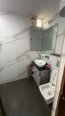Heritage Tower Bathroom Two 3