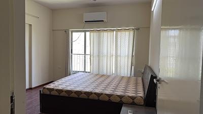 Bedroom Image of 1850 Sq.ft 3 BHK Apartment / Flat for rent in Adani The Meadows, Shantigram Ahmedabad for Rs. 44000