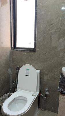 Bathroom Image of 750 Sq.ft 1 BHK Builder Floor for rent in Sector 57 Gurgaon for Rs. 37000