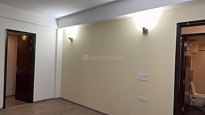 Bedroom Image of 1827 Sq.ft 3 BHK Apartment / Flat for rent in ABA Cleo County, Sector 121 Noida for Rs. 65000