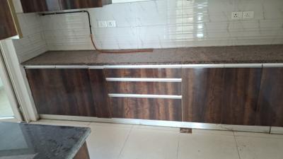 Kitchen Image of 2275 Sq.ft 3 BHK Apartment / Flat for rent in Sunworld Arista, Sector 168 Noida for Rs. 46000