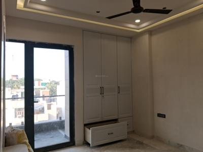 Bedroom Image of 1800 Sq.ft 3 BHK Builder Floor for sale in New Builder Floors, Paschim Vihar New Delhi for Rs. 41500000
