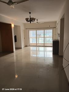 3.5 BHK Flat