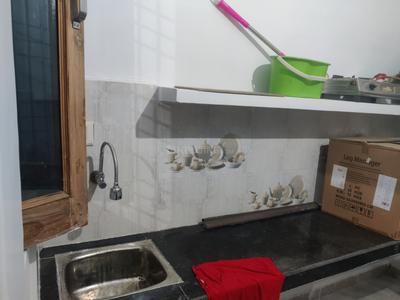 Kitchen Image of 1200 Sq.ft 2.5 BHK Builder Floor for rent in Jhusi Allahabad for Rs. 15000