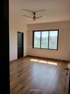 Bedroom Image of 2756 Sq.ft 4 BHK Apartment / Flat for rent in Shree Radha Jaldeep Vertex, Ambli Ahmedabad for Rs. 75000