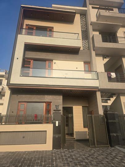 Sector 89 Main Image 1