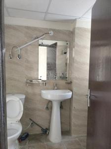 Bathroom Image of 1001 Sq.ft 2.5 BHK Apartment / Flat for rent in Amrapali Centurian Park, Noida Extension Greater Noida for Rs. 19000