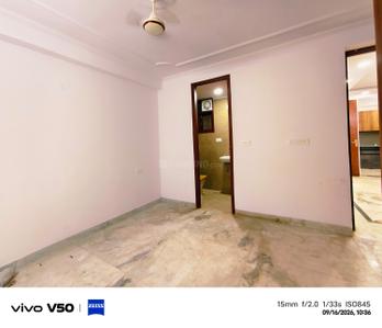Bedroom Image of 1150 Sq.ft 3 BHK Apartment / Flat for sale in Saket New Delhi for Rs. 7200000