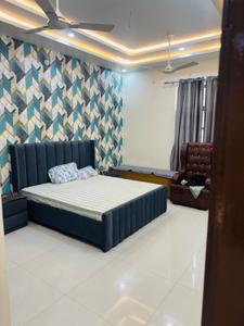 Bedroom Image of 2500 Sq.ft 3 BHK Builder Floor for rent in Gomti Nagar Lucknow for Rs. 60000