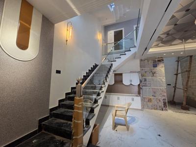 Balcony Image of 3000 Sq.ft 4 BHK Independent House for sale in Chitaipur Varanasi for Rs. 19500000