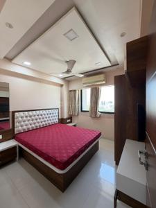 Bedroom Image of 2520 Sq.ft 4 BHK Apartment / Flat for sale in Sahajanand Oasis, Memnagar Ahmedabad for Rs. 20000000
