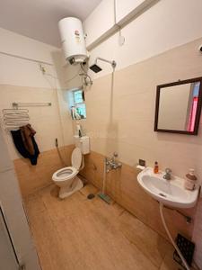 Bathroom Image of 1400 Sq.ft 2 BHK Builder Floor for rent in Koramangala Bengaluru for Rs. 55000