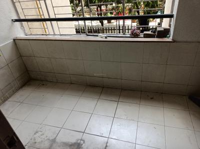 Balcony Image of 1300 Sq.ft 2 BHK Apartment / Flat for rent in Kumar Picasso Tower A B1 B2 E O1 O2, Hadapsar Pune for Rs. 37000