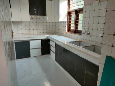 Kitchen Image of Pg in Sector 10A, Gurgaon