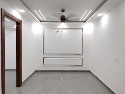 Living Room Image of 1500 Sq.ft 3 BHK Apartment / Flat for sale in Sarvahit Apartments, Sector 17 Dwarka New Delhi for Rs. 22500000