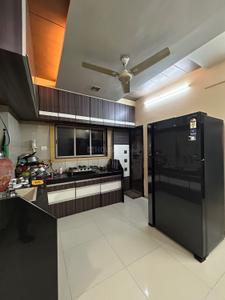 Kitchen Image of 1600 Sq.ft 3 BHK Apartment / Flat for sale in L.P.Savani Surat for Rs. 6250000