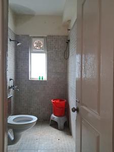 Common Bathroom Image of 1195 Sq.ft 2 BHK Apartment / Flat for sale in Paras Tierea, Sector 137 Noida for Rs. 9200000