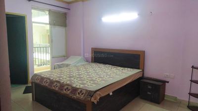 Bedroom Image of 1600 Sq.ft 3 BHK Apartment / Flat for rent in Panchsheel Wellington, Crossings Republik Ghaziabad for Rs. 25000