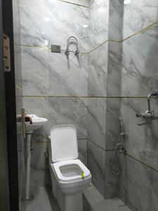 Bedroom One Image of 950 Sq.ft 2 BHK Builder Floor for sale in Indirapuram Ghaziabad for Rs. 7000000