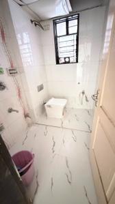 Bathroom Image of 1600 Sq.ft 3 BHK Apartment / Flat for sale in Magarpatta Roystonea, Magarpatta City Pune for Rs. 29000000