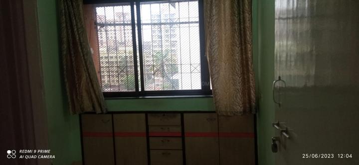 Mahesh Arjun Smruti Bedroom 1