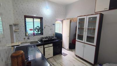 Kitchen Image of 3600 Sq.ft 4 BHK Independent House for rent in Thaltej Ahmedabad for Rs. 80000