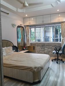 Bedroom Image of 750 Sq.ft 2 BHK Builder Floor for sale in Mulund East Mumbai for Rs. 14000000