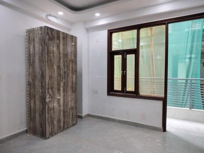 Bedroom Image of 1200 Sq.ft 3 BHK Apartment / Flat for sale in Mehrauli New Delhi for Rs. 8500000