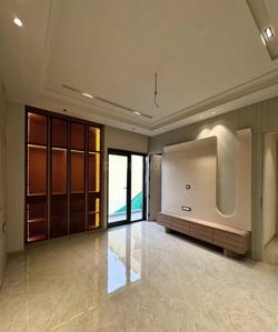 Hall Image of 2450 Sq.ft 4 BHK Builder Floor for sale in Model Town New Delhi for Rs. 51500000
