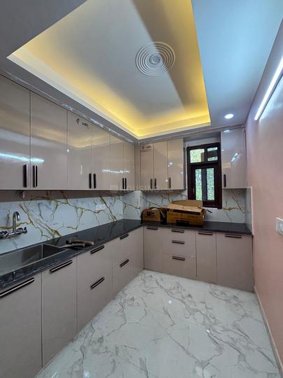 Bs Estates Kitchen 1