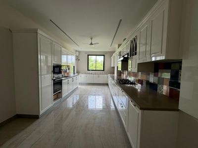 Kitchen Image of 3600 Sq.ft 4.5 BHK Builder Floor for sale in Emaar Emerald Floors, Sector 65 Gurgaon for Rs. 80000000