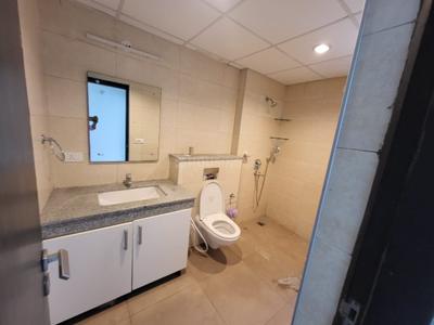 Bathroom Image of 2625 Sq.ft 4 BHK Apartment / Flat for sale in TATA Primanti Villa, Sector 72 Gurgaon for Rs. 49000000