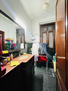 Common Bathroom Image of 2500 Sq.ft 3 BHK Builder Floor for sale in Greater Kailash New Delhi for Rs. 90000000