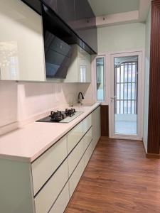 Kitchen Image of 2350 Sq.ft 4 BHK Duplex for sale in Bhartiya Nikoo Homes, Kannuru Bengaluru for Rs. 35000000