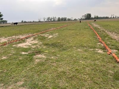 Image of 900 Sq.ft Residential Plot / Land for sale in Noida Extension, Greater Noida for Rs. 800000