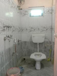 Common Bathroom Two Image of 3200 Sq.ft 9 BHK Independent House for sale in Rajarhat Kolkata for Rs. 15000000