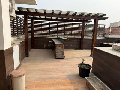 Balcony Image of 4500 Sq.ft 4 BHK Penthouse for sale in Amrapali Silicon City, Sector 76 Noida for Rs. 50000000