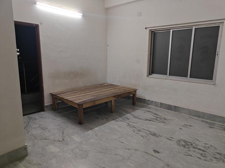 Saha Krishna Mansion Bedroom 1