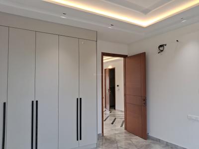 Bedroom Image of 1800 Sq.ft 3 BHK Builder Floor for sale in Paschim Vihar New Delhi for Rs. 39500000