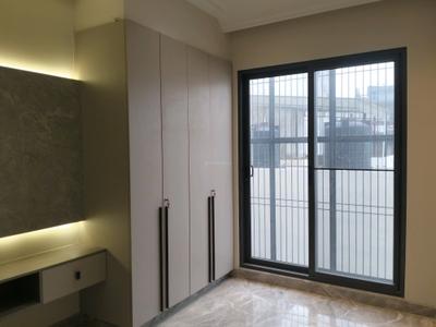 Bedroom Image of 1350 Sq.ft 3 BHK Builder Floor for sale in Paschim Vihar New Delhi for Rs. 28500000