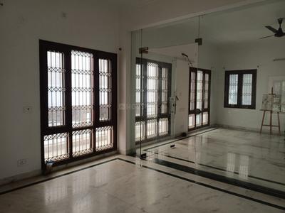 Hall Image of 3000 Sq.ft 8 BHK Builder Floor for rent in Sector 40 Noida for Rs. 250000