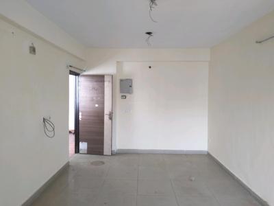 Living Room Image of 1300 Sq.ft 3 BHK Apartment / Flat for rent in BCC Bharat City, Indraprashtha Yojna Ghaziabad for Rs. 12000