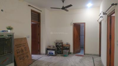 Living Room Image of 850 Sq.ft 2 BHK Builder Floor for rent in Sector 15 Gurgaon for Rs. 27000