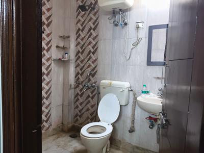 Image of 900 Sq.ft 2 BHK Builder Floor for rent in Arjun Nagar, New Delhi for Rs. 28000