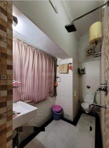 Bathroom Image of 2800 Sq.ft 4 BHK Apartment / Flat for sale in Ballygunge Kolkata for Rs. 18500000