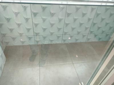 Bathroom Image of 1480 Sq.ft 2 BHK Builder Floor for rent in Shilpa Hills Hyderabad for Rs. 45000