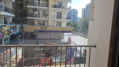 Balcony Image of 1500 Sq.ft 3 BHK Apartment / Flat for sale in Panchsheel Wellington, Crossings Republik Ghaziabad for Rs. 13000000