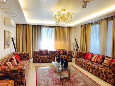 Hall Image of 2700 Sq.ft 4 BHK Builder Floor for sale in Greater Kailash I New Delhi for Rs. 70000000